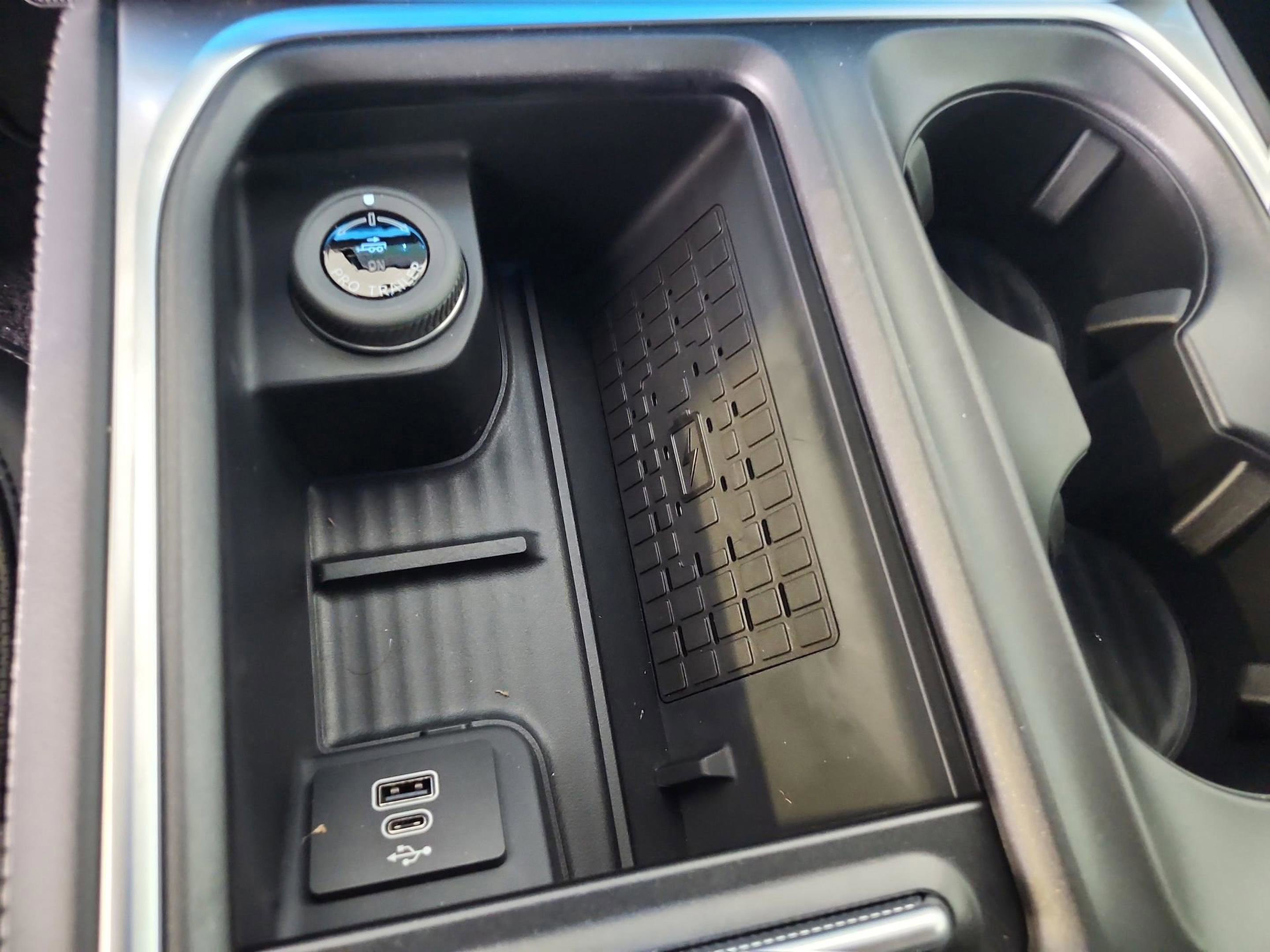 New 2025 Ford Expedition Platinum w/ Stealth Performance Package AWD/4WD image 30