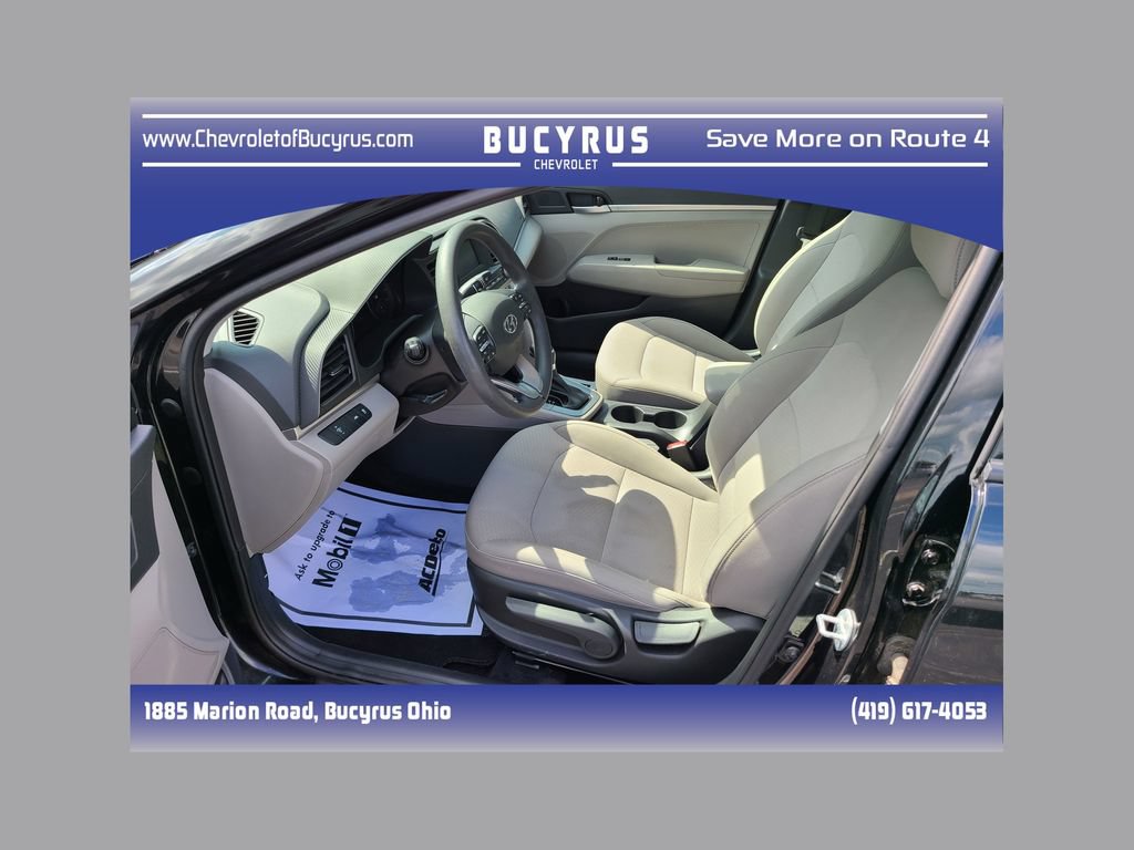 Used 2020 Hyundai Elantra SE w/ Cargo Package (C1)