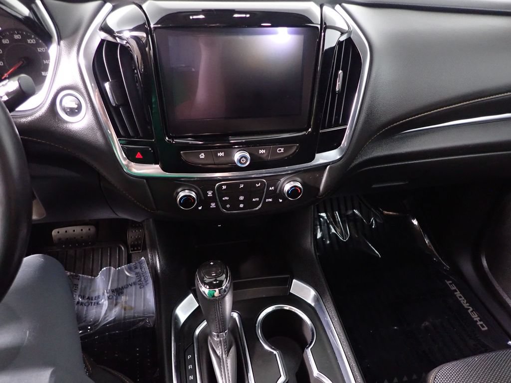 Used 2018 Chevrolet Traverse LT FWD image 29