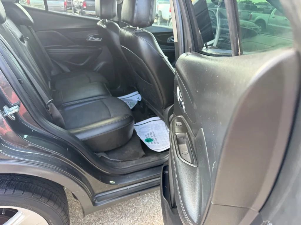 Used 2016 Buick Encore Convenience FWD image 9
