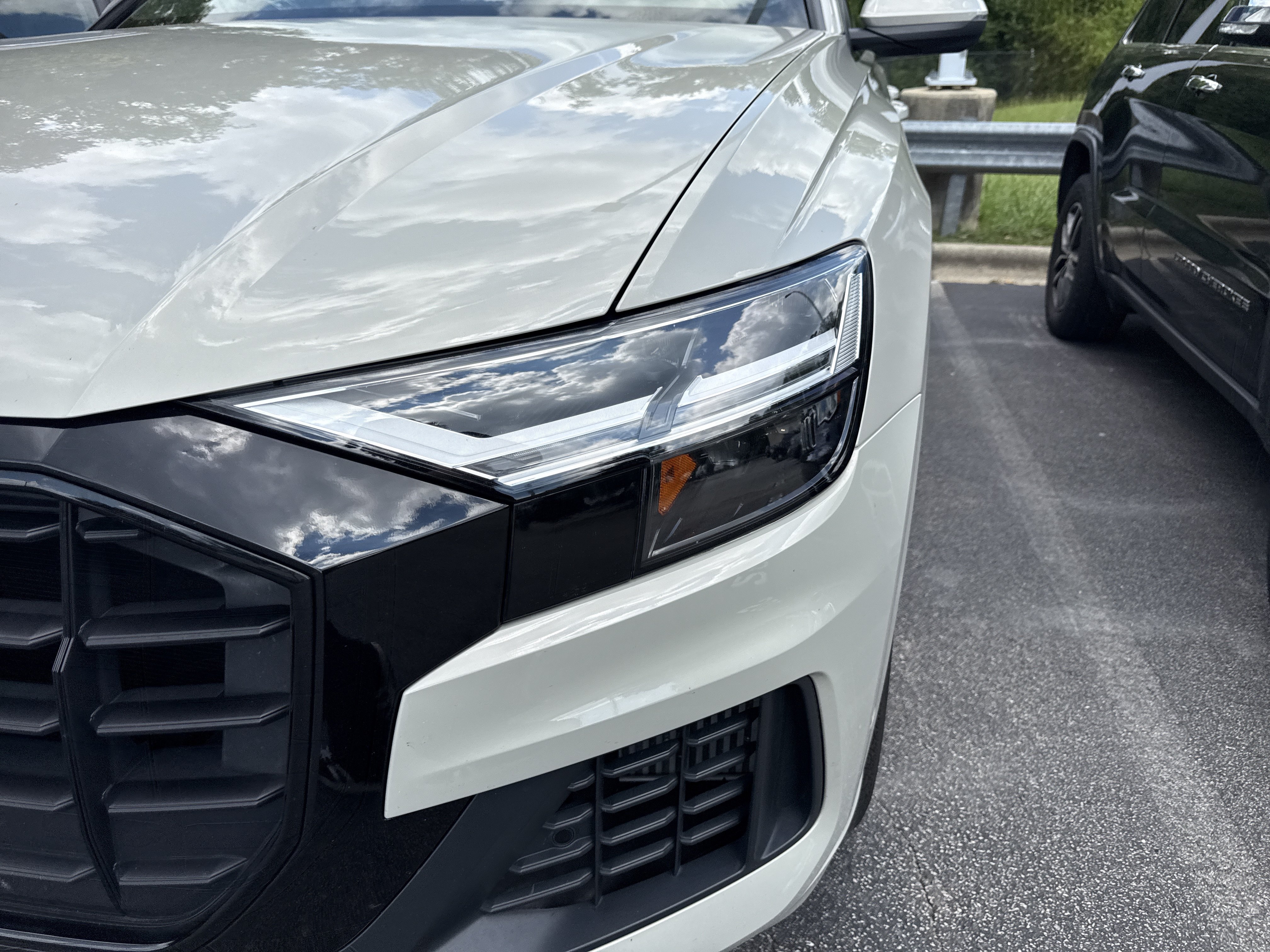 Used 2022 Audi Q8 Premium AWD/4WD image 47