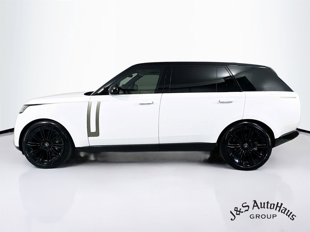 Used 2024 Land Rover Range Rover Long Wheelbase SE AWD/4WD image 4