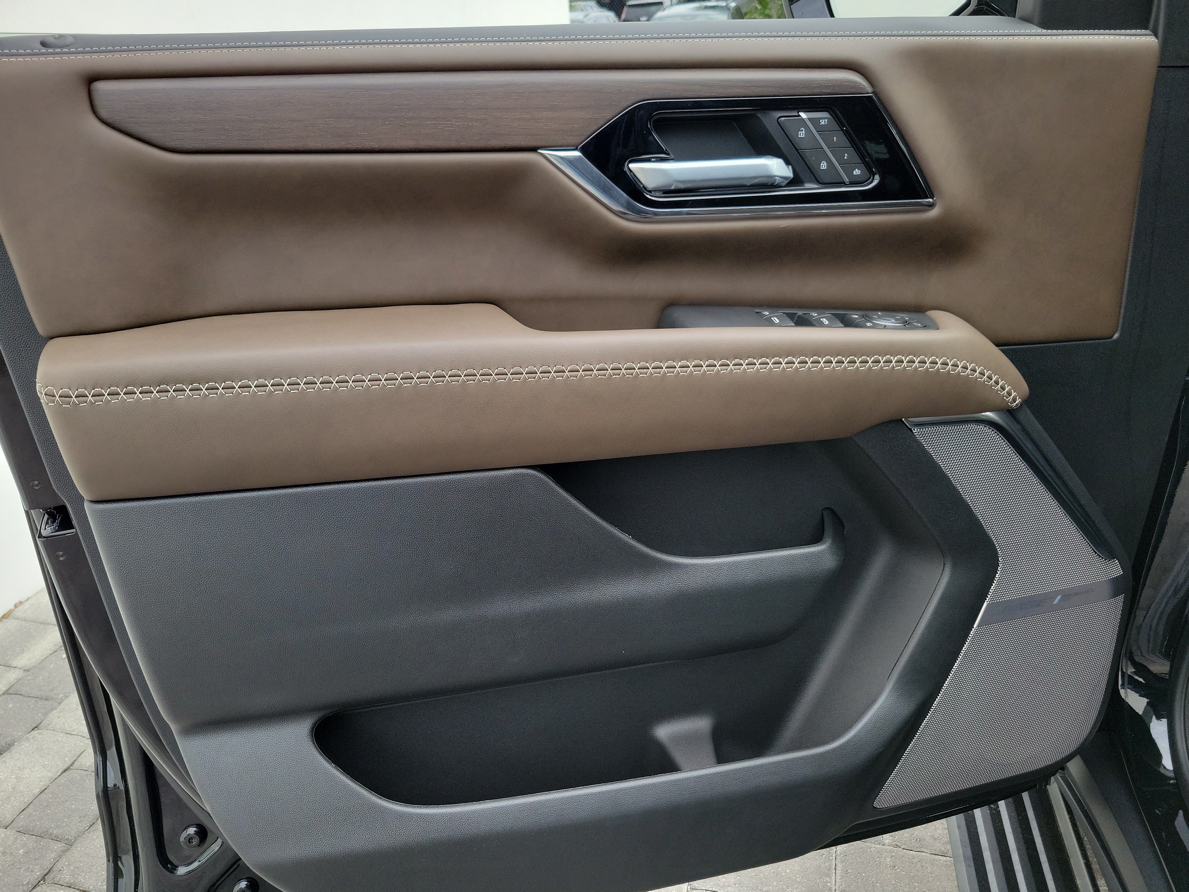 New 2026 GMC Yukon XL Denali Ultimate AWD/4WD image 19
