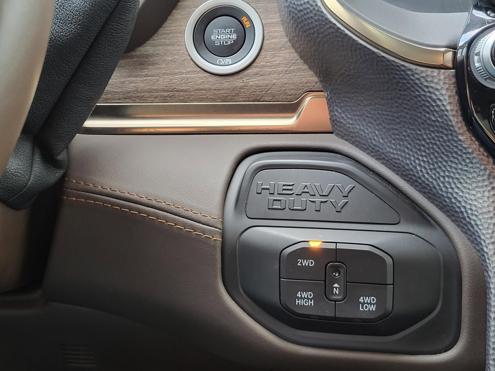 Used 2025 RAM 3500 Longhorn image 25