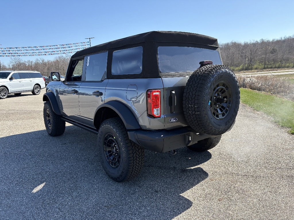 New 2026 Ford Bronco Big Bend w/ Black Diamond Package image 3