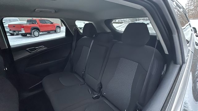 Used 2024 Kia Sportage LX image 30