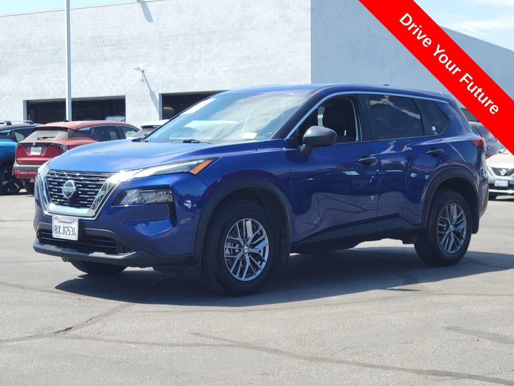 Used 2021 Nissan Rogue S FWD image 2