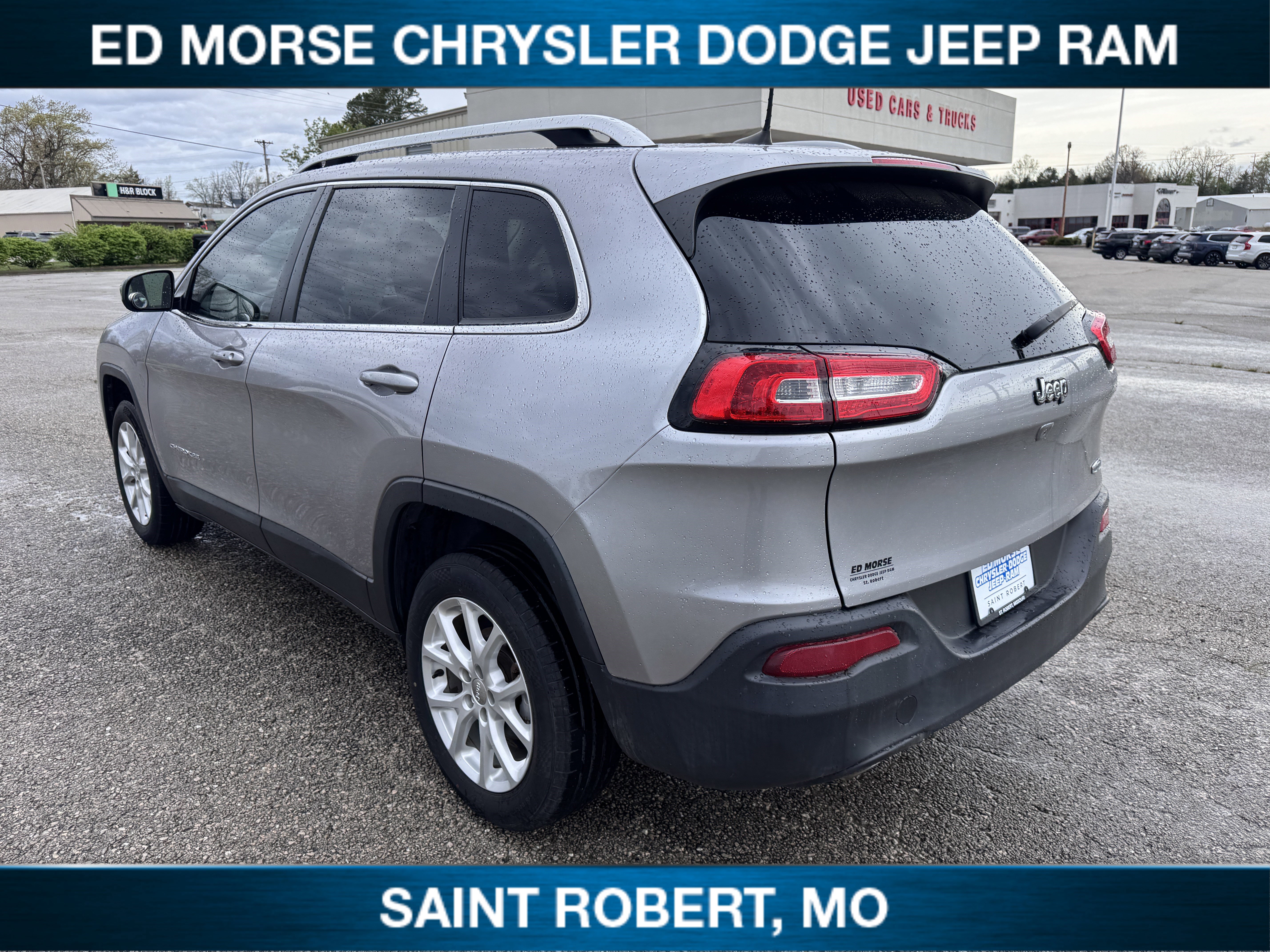 Used 2018 Jeep Cherokee Latitude Plus image 4