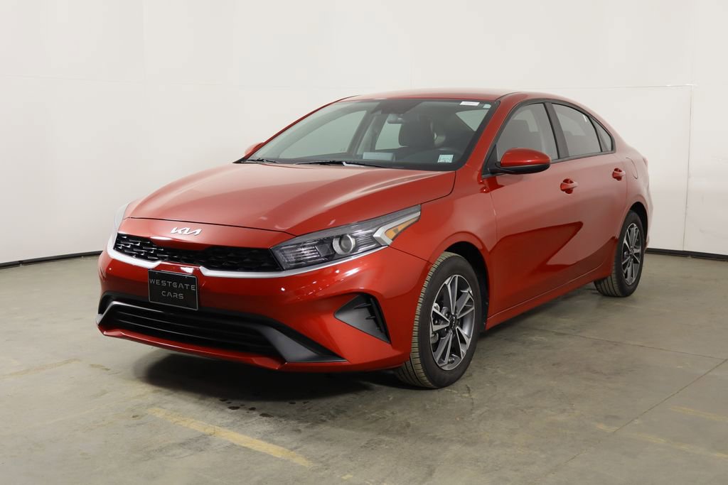 Used 2024 Kia Forte LXS image 1