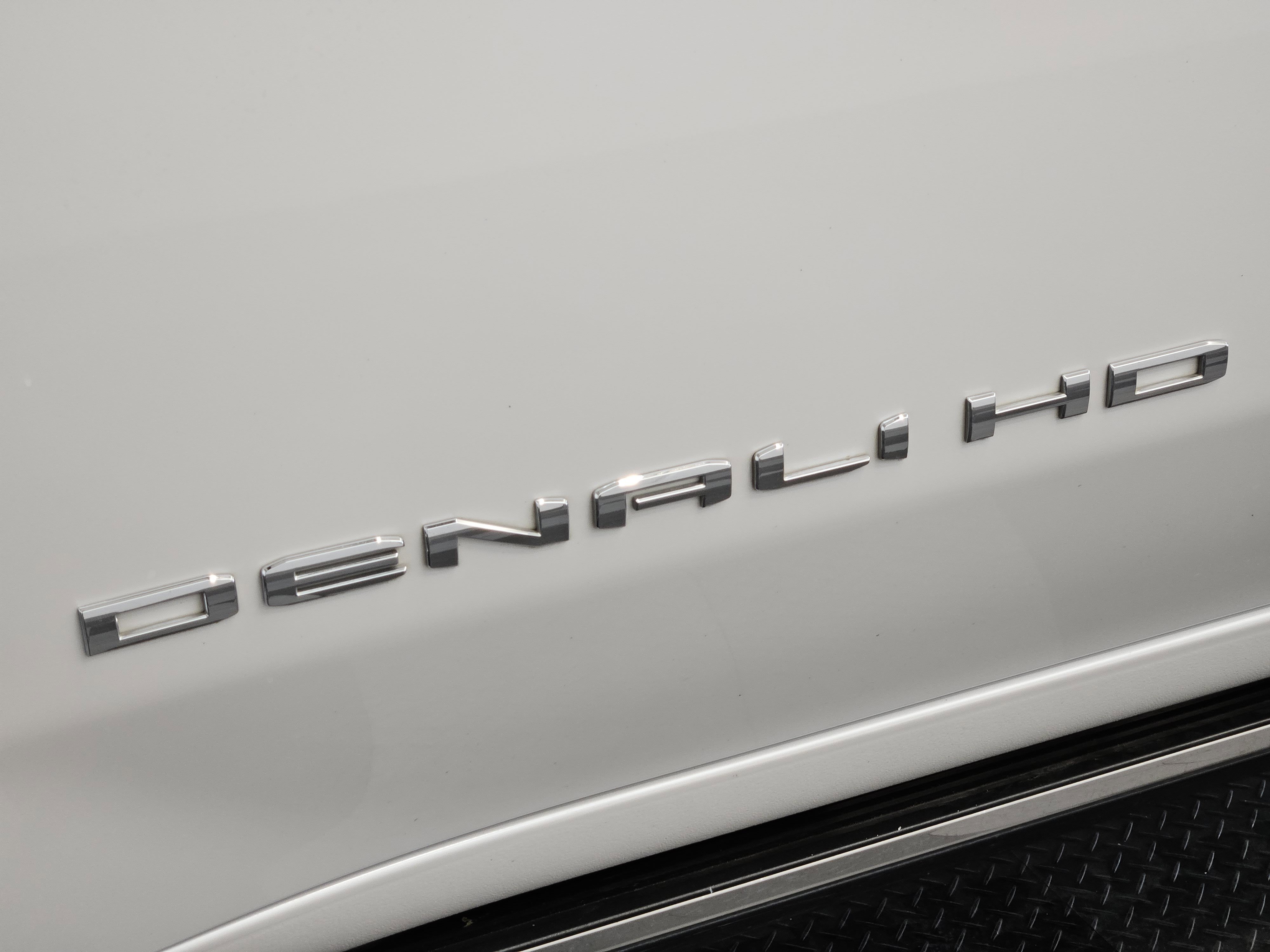 Used 2024 GMC Sierra 2500 Denali Ultimate image 16