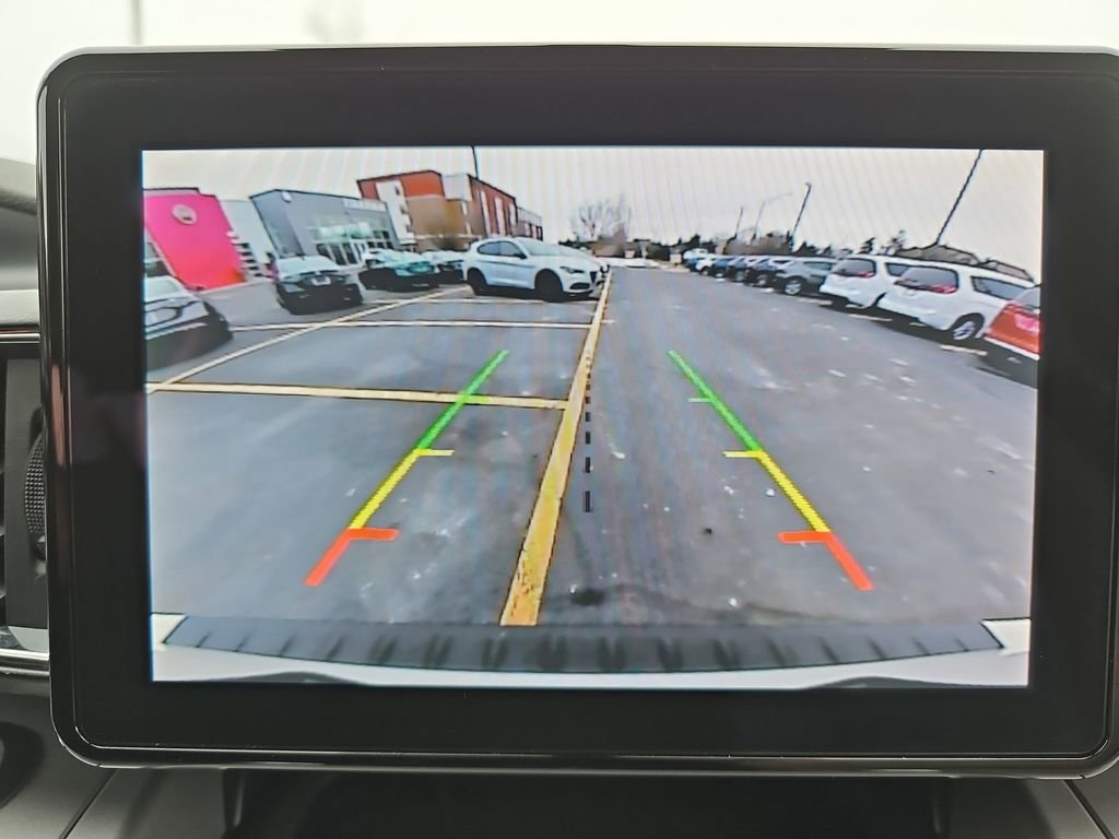 Used 2022 Ford Explorer XLT w/ Equipment Group 202A image 24