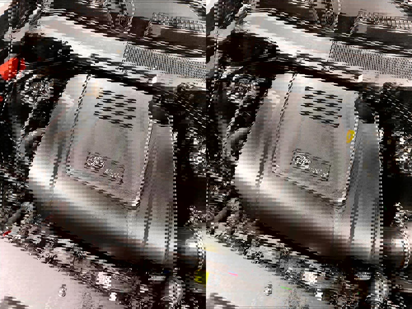 Used 2025 Land Rover Defender 110 S image 36