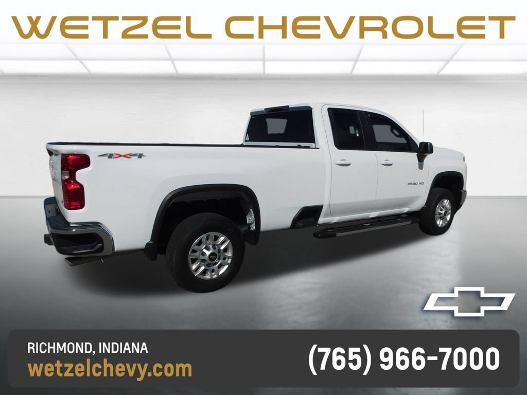 Used 2024 Chevrolet Silverado 2500 LT w/ Convenience Package AWD/4WD image 3