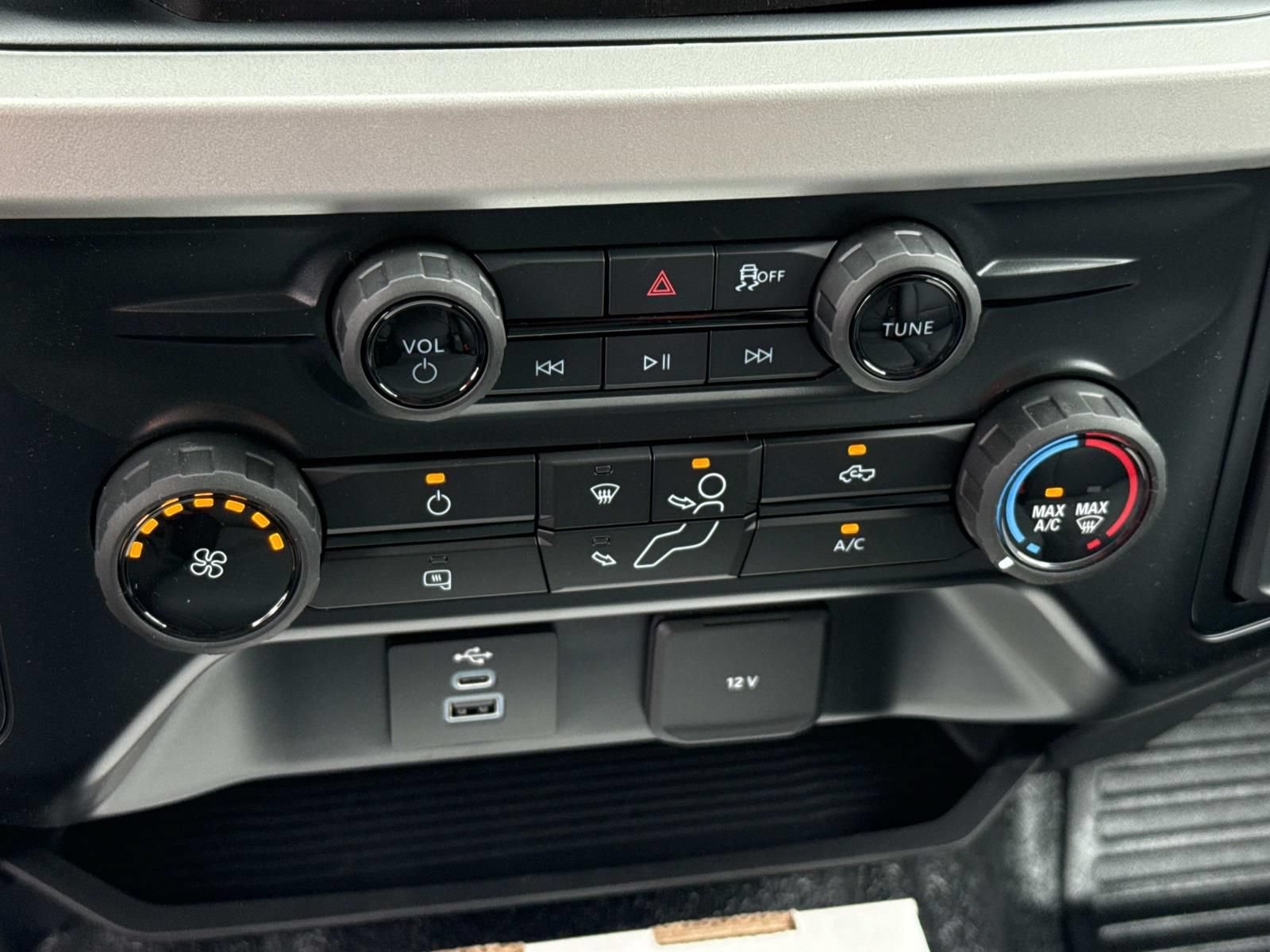 New 2026 Ford F550 4x4 Crew Cab Super Duty image 15
