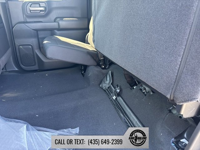 Used 2026 Chevrolet Silverado 1500 Custom Trail Boss w/ LPO, Dark Essentials Package image 19