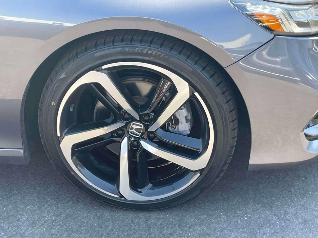 Certified 2018 Honda Accord Sport image 7