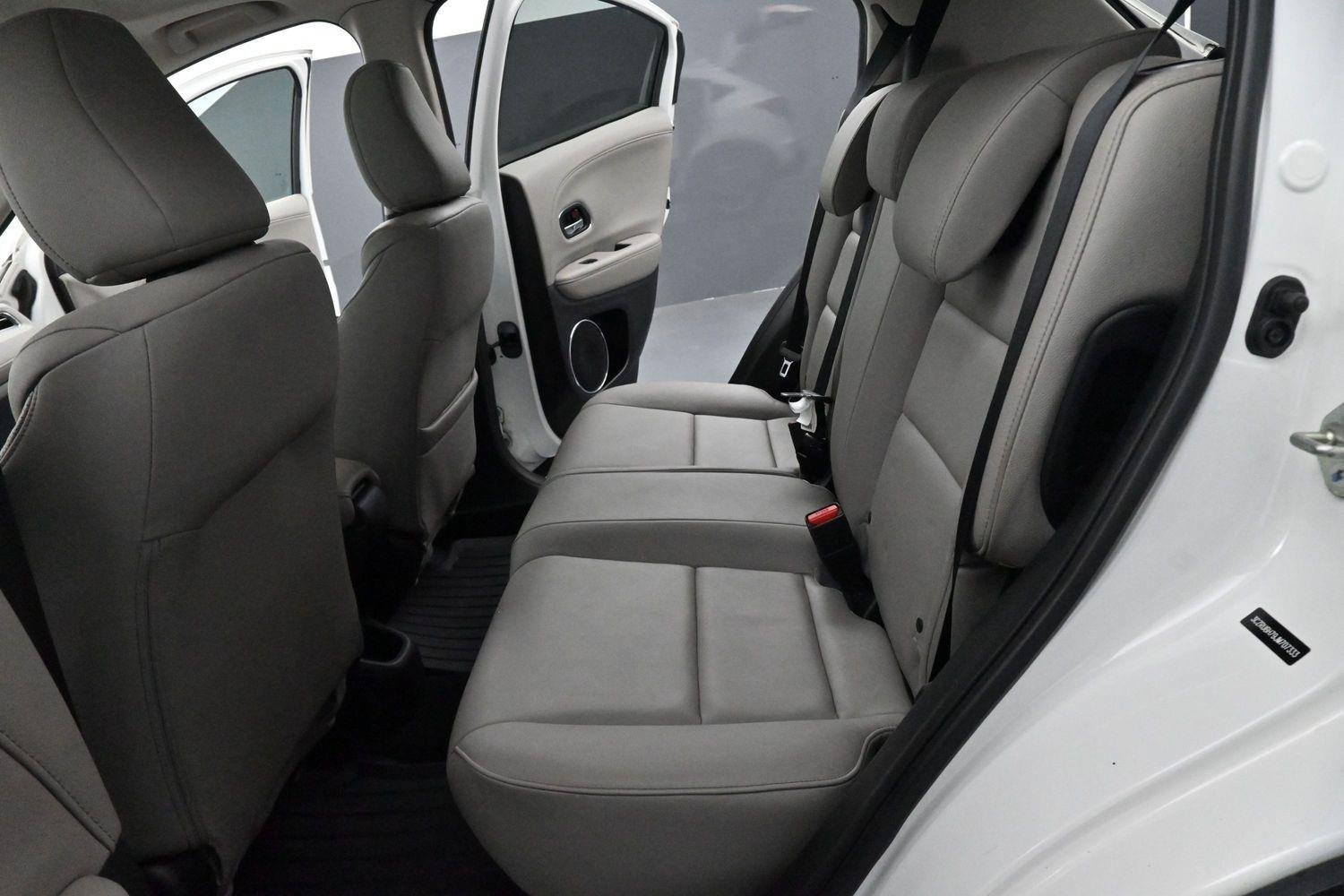 Used 2018 Honda HR-V EX-L image 27