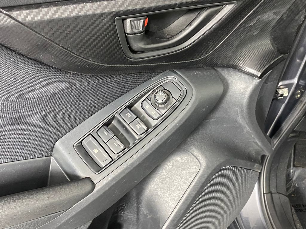 Used 2021 Subaru Crosstrek 2.0i image 11