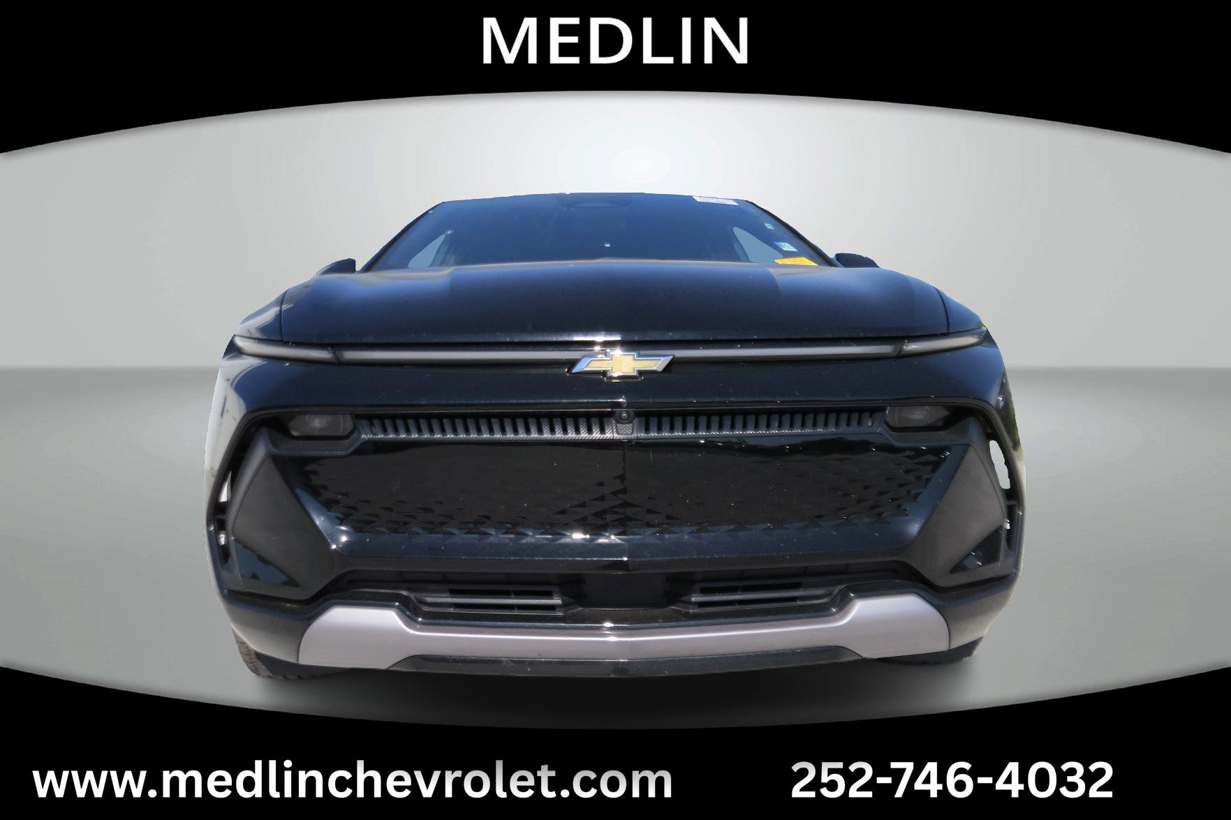 Used 2025 Chevrolet Equinox EV LT FWD image 3