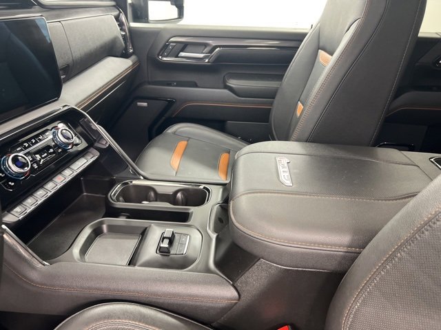 Used 2024 GMC Sierra 3500 AT4 w/ AT4 Premium Plus Package image 15