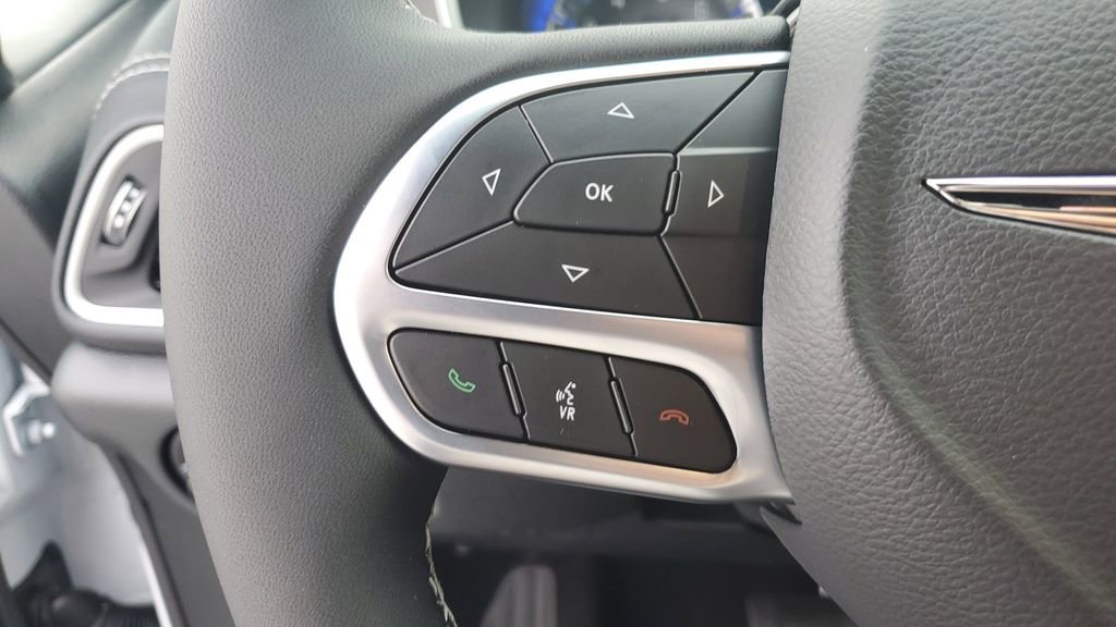 New 2026 Chrysler Pacifica Select image 28