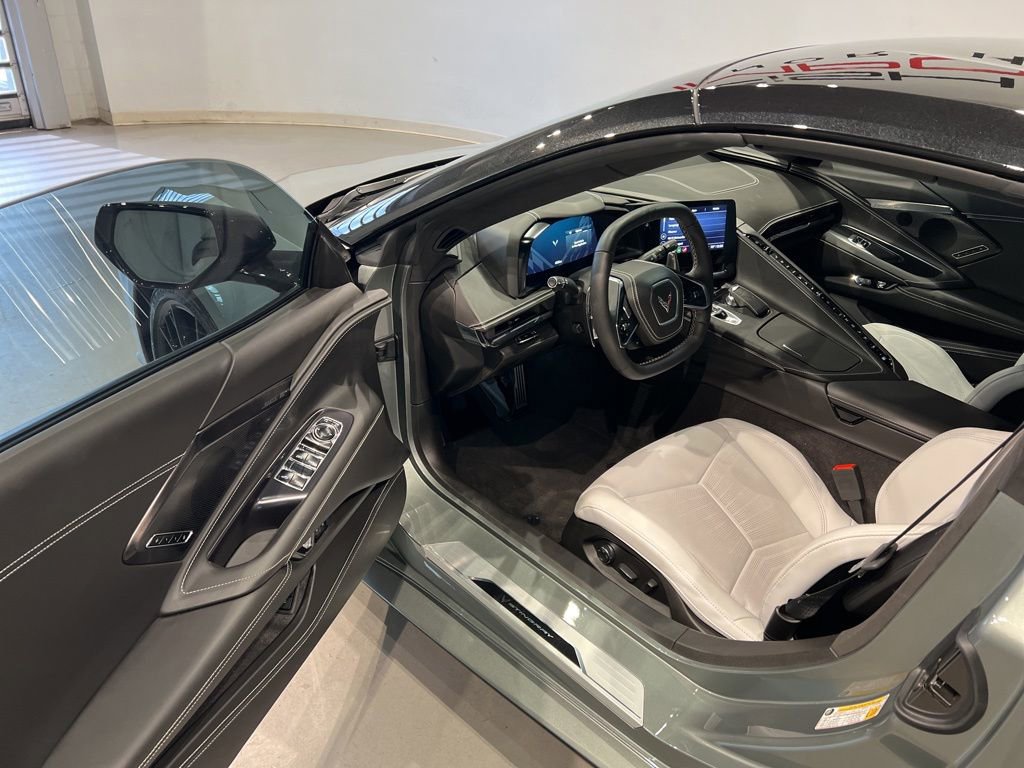 Used 2023 Chevrolet Corvette Stingray Premium Conv w/ Stealth Interior Trim Package image 14