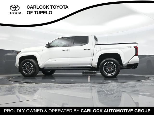 Used 2025 Toyota Tacoma TRD Sport image 35
