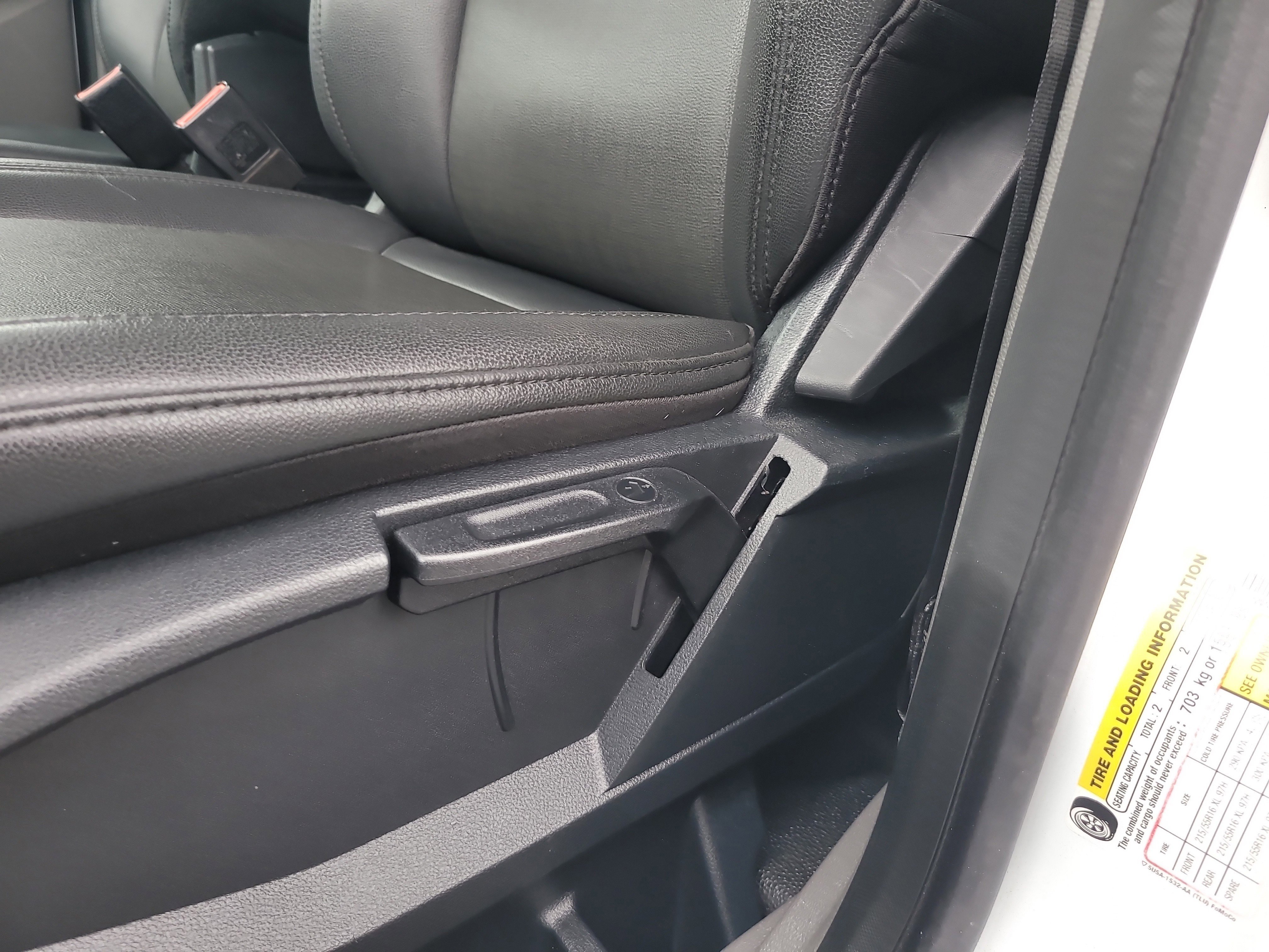 Used 2023 Ford Transit Connect XL image 16