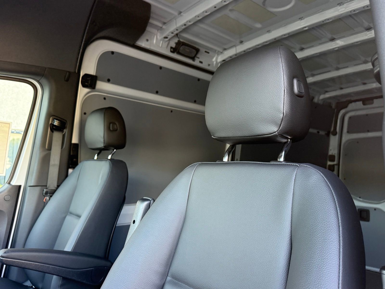 New 2025 Mercedes-Benz Sprinter 2500 image 21