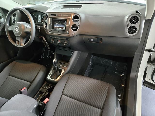 Used 2017 Volkswagen Tiguan S image 22