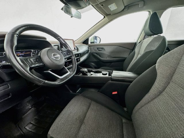 Used 2022 Nissan Rogue S AWD/4WD image 19