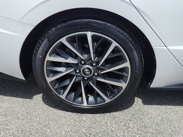 Certified 2022 Hyundai Sonata Limited FWD image 5