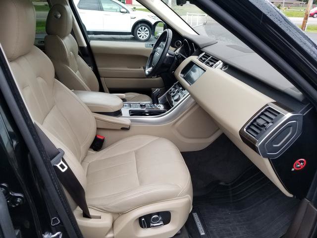 Used 2017 Land Rover Range Rover Sport HSE AWD/4WD image 21