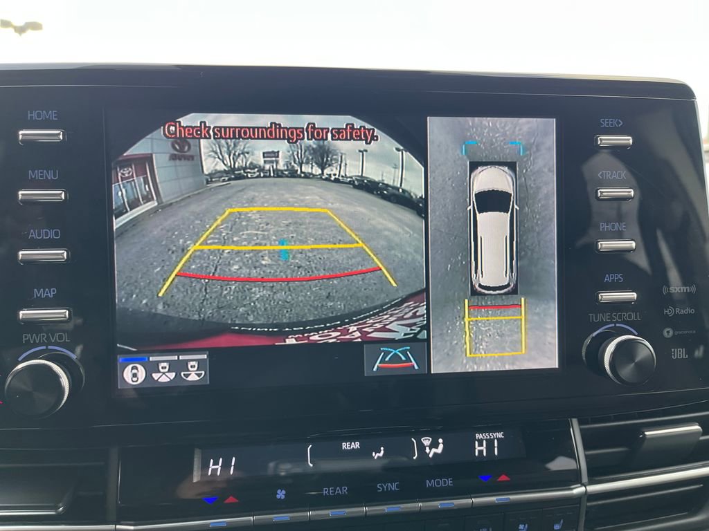 Certified 2022 Toyota Sienna Platinum image 23