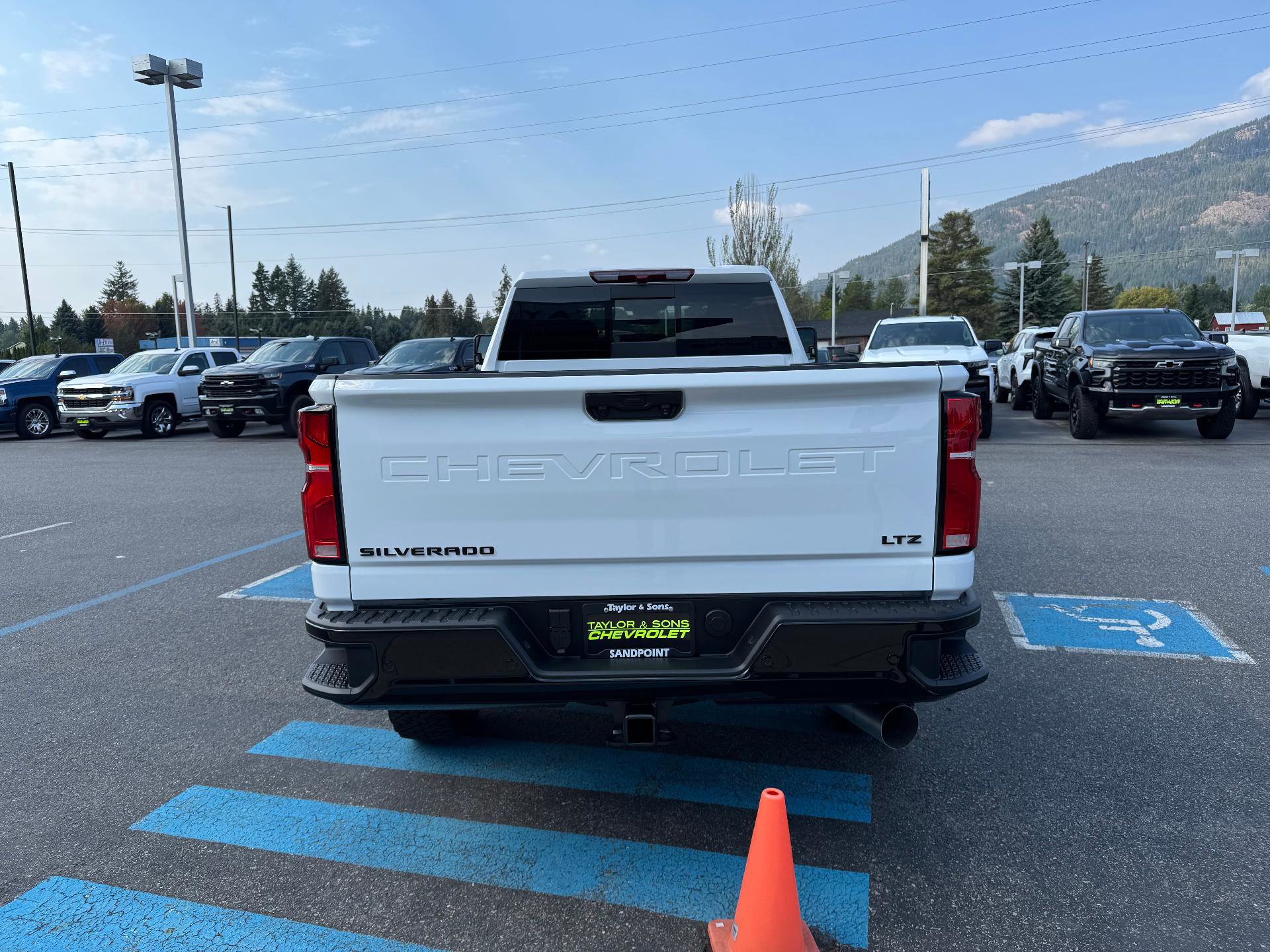 New 2026 Chevrolet Silverado 3500 LTZ w/ LTZ Plus Package image 6