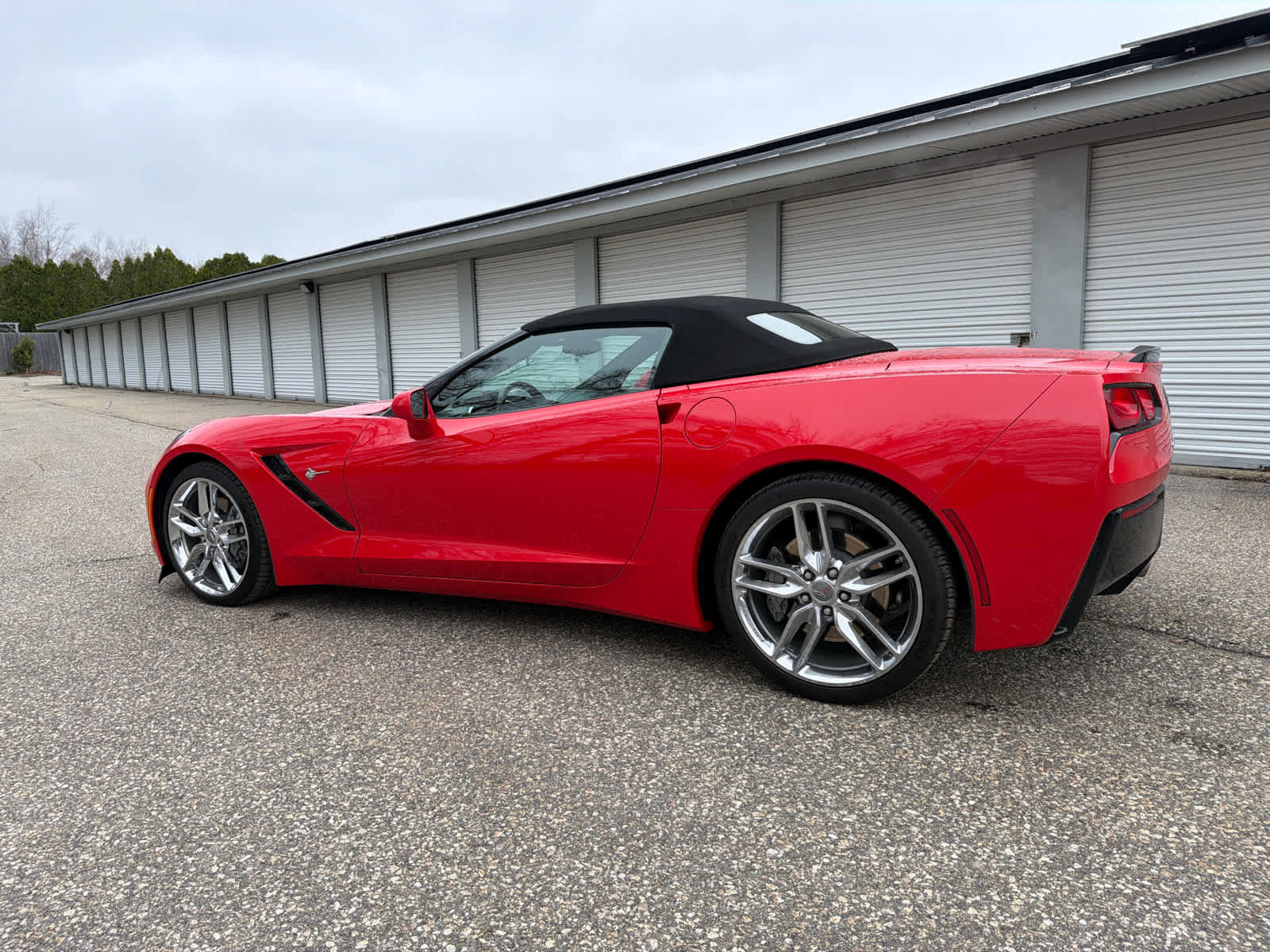 Used 2019 Chevrolet Corvette Stingray Convertible w/ 1LT RWD image 3