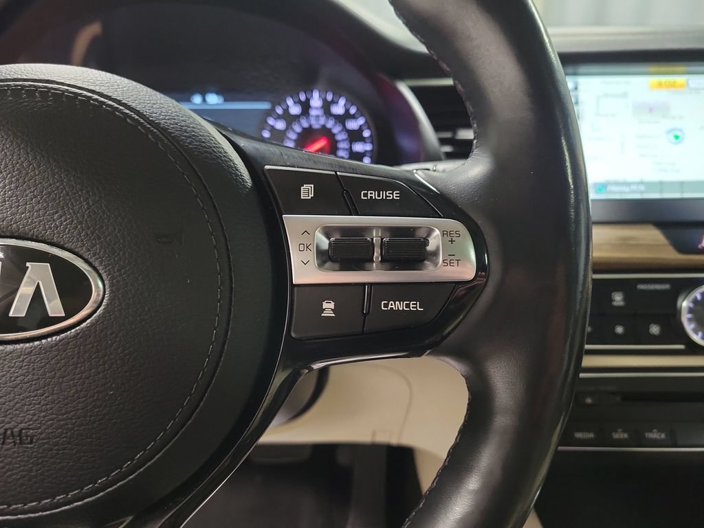 Used 2017 Kia Cadenza Technology FWD image 26
