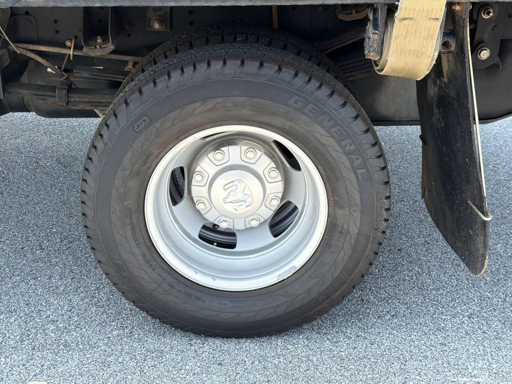 Used 2019 RAM 3500 Tradesman w/ Safety Group RWD image 17