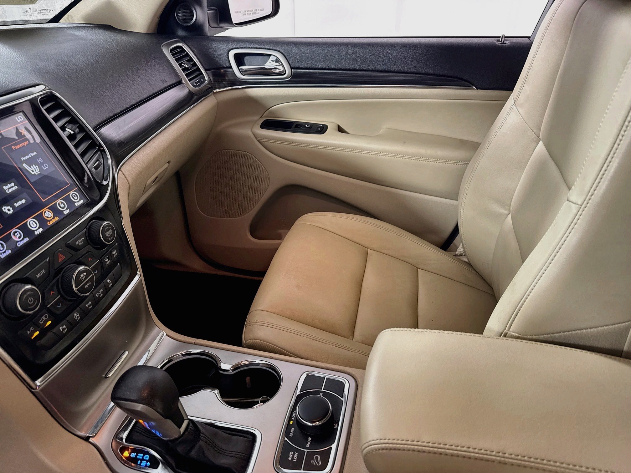 Used 2019 Jeep Grand Cherokee Limited AWD/4WD image 21