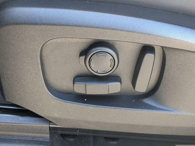 Used 2023 Land Rover Defender 110 V8 image 17