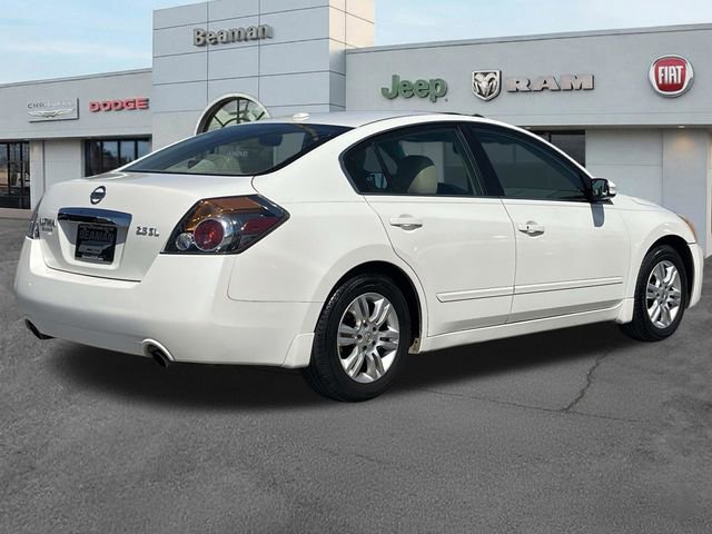 Used 2011 Nissan Altima 2.5 SL w/ 2.5SL Pkg FWD image 7