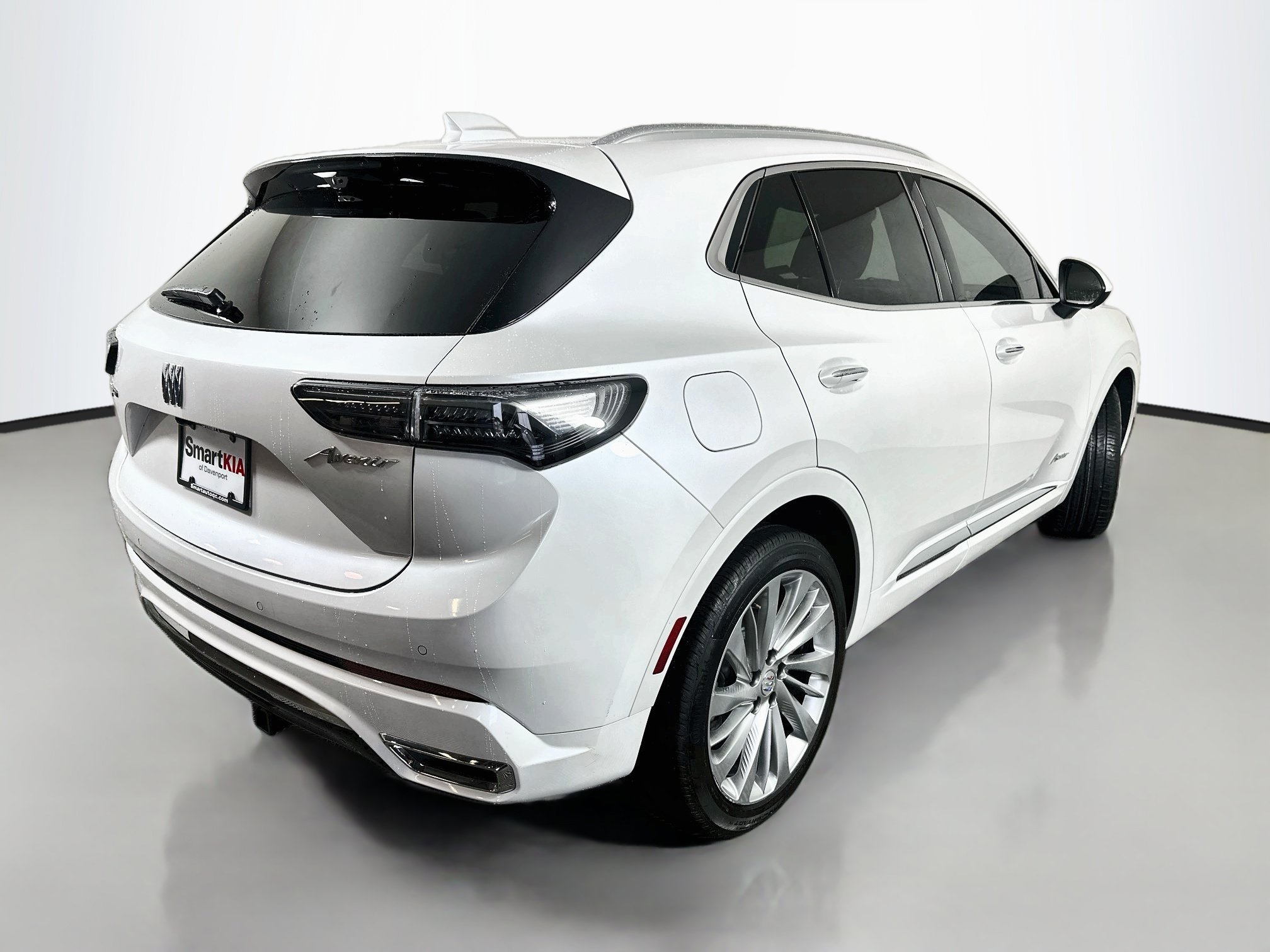 Used 2025 Buick Envision Avenir AWD/4WD image 7