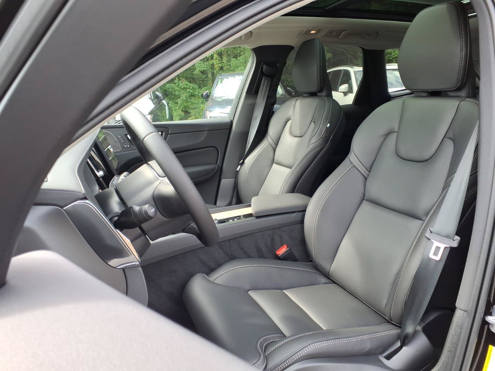 New 2027 Volvo XC60 B5 Ultra AWD/4WD image 5