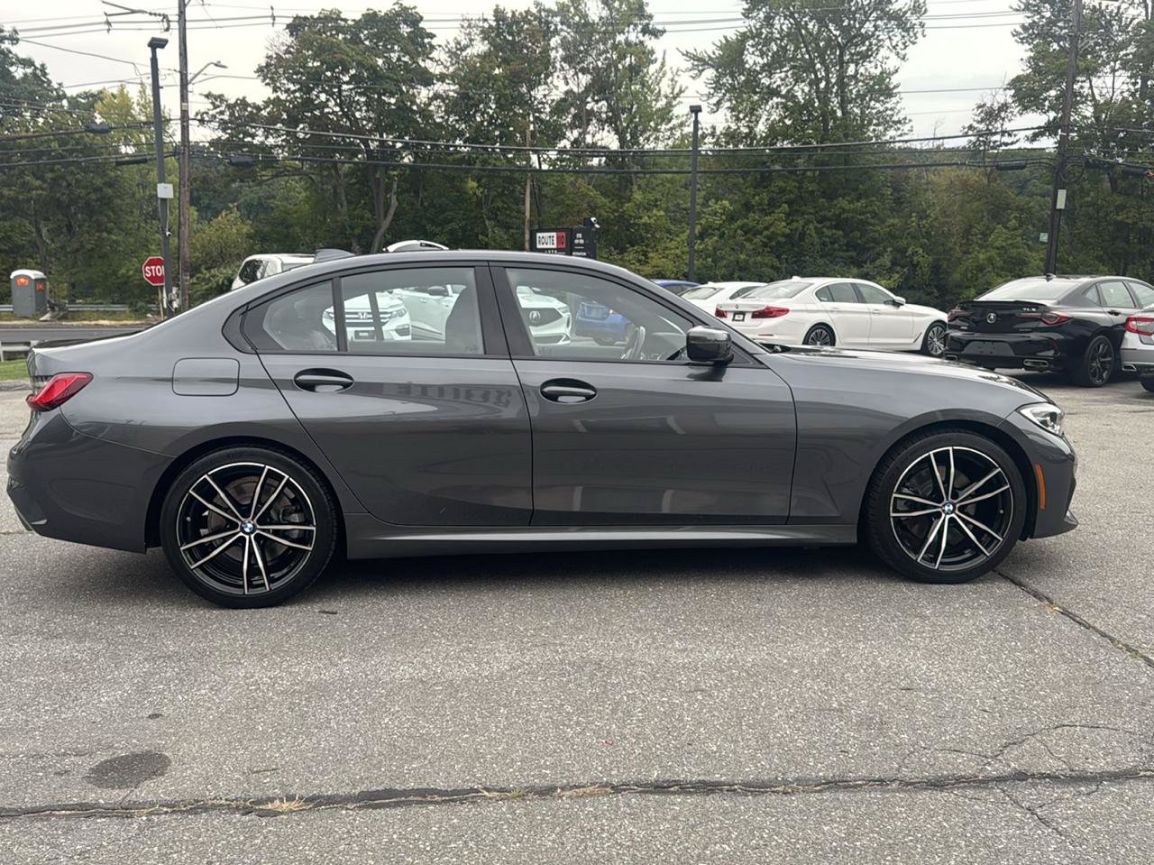 Used 2019 BMW 330i xDrive Sedan w/ M Sport Package AWD/4WD image 7