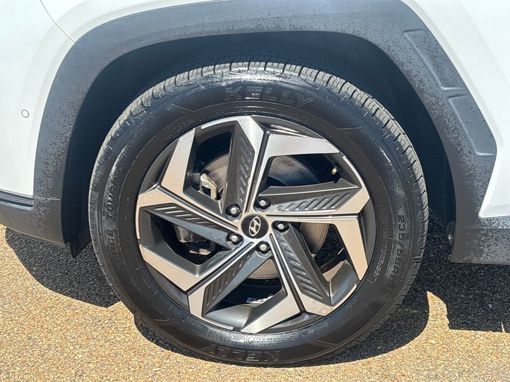 Used 2023 Hyundai Tucson Limited image 25