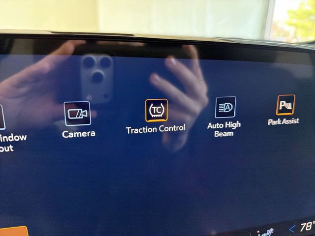 New 2026 Chevrolet Traverse LT w/ Sun and Wheel Package image 35