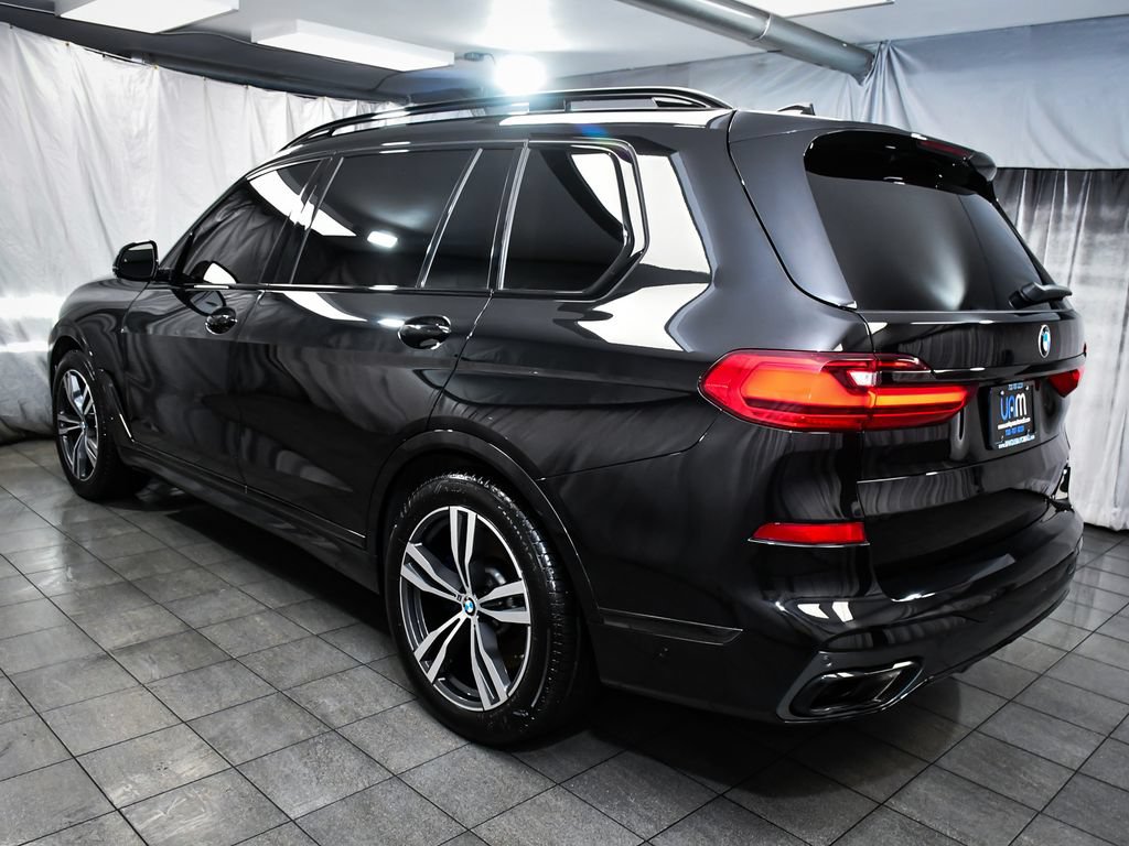 Used 2021 BMW X7 M50i w/ Dynamic Handling Package AWD/4WD image 4