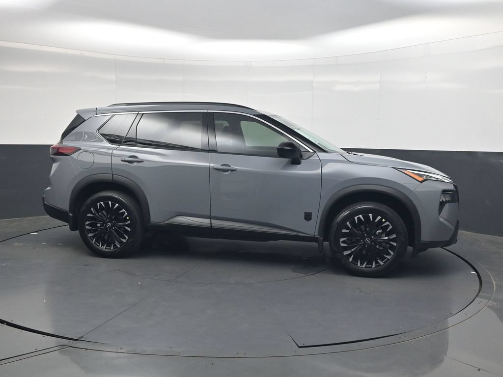New 2026 Nissan Rogue Dark Armor AWD/4WD image 4