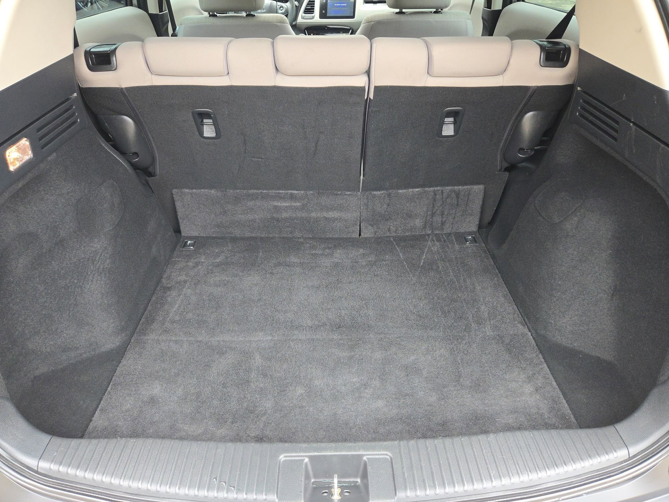 Used 2018 Honda HR-V EX image 25