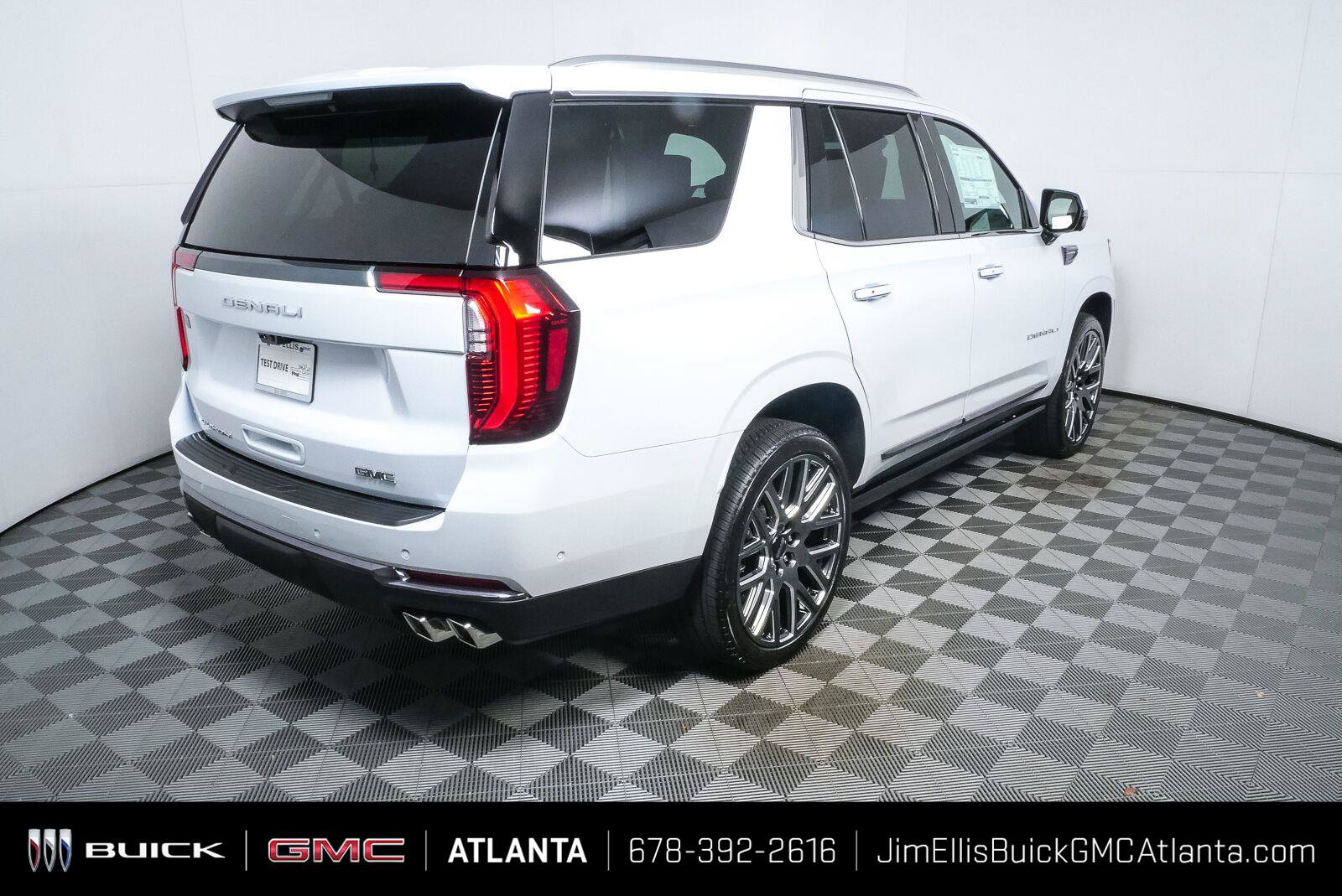 New 2027 GMC Yukon Denali Ultimate w/ LPO, Illumination Package AWD/4WD image 3